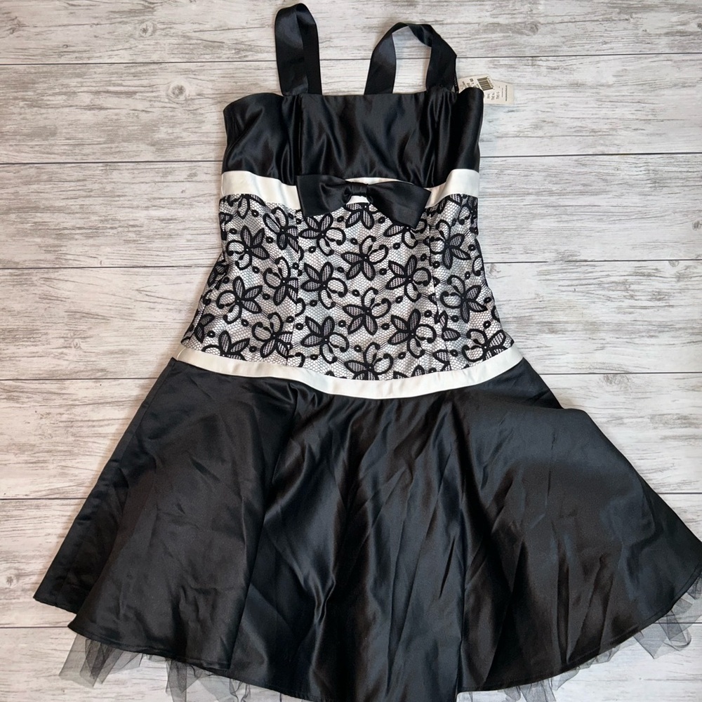 Jessica McClintock for Gunne Sax Black Dress Size 9 NWT